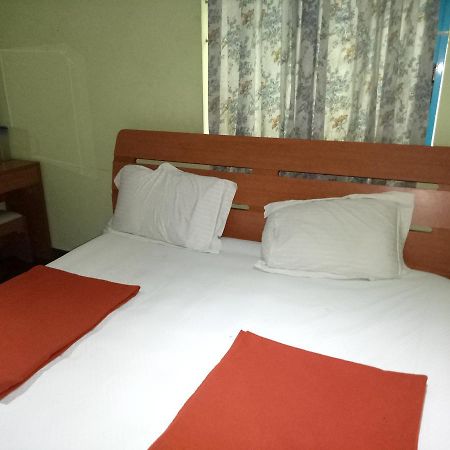 Grand International Hotel Erode Kültér fotó