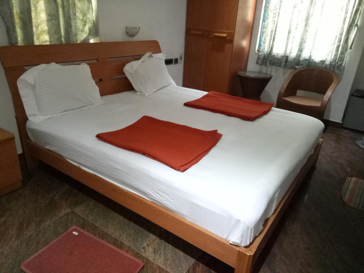 Grand International Hotel Erode Kültér fotó