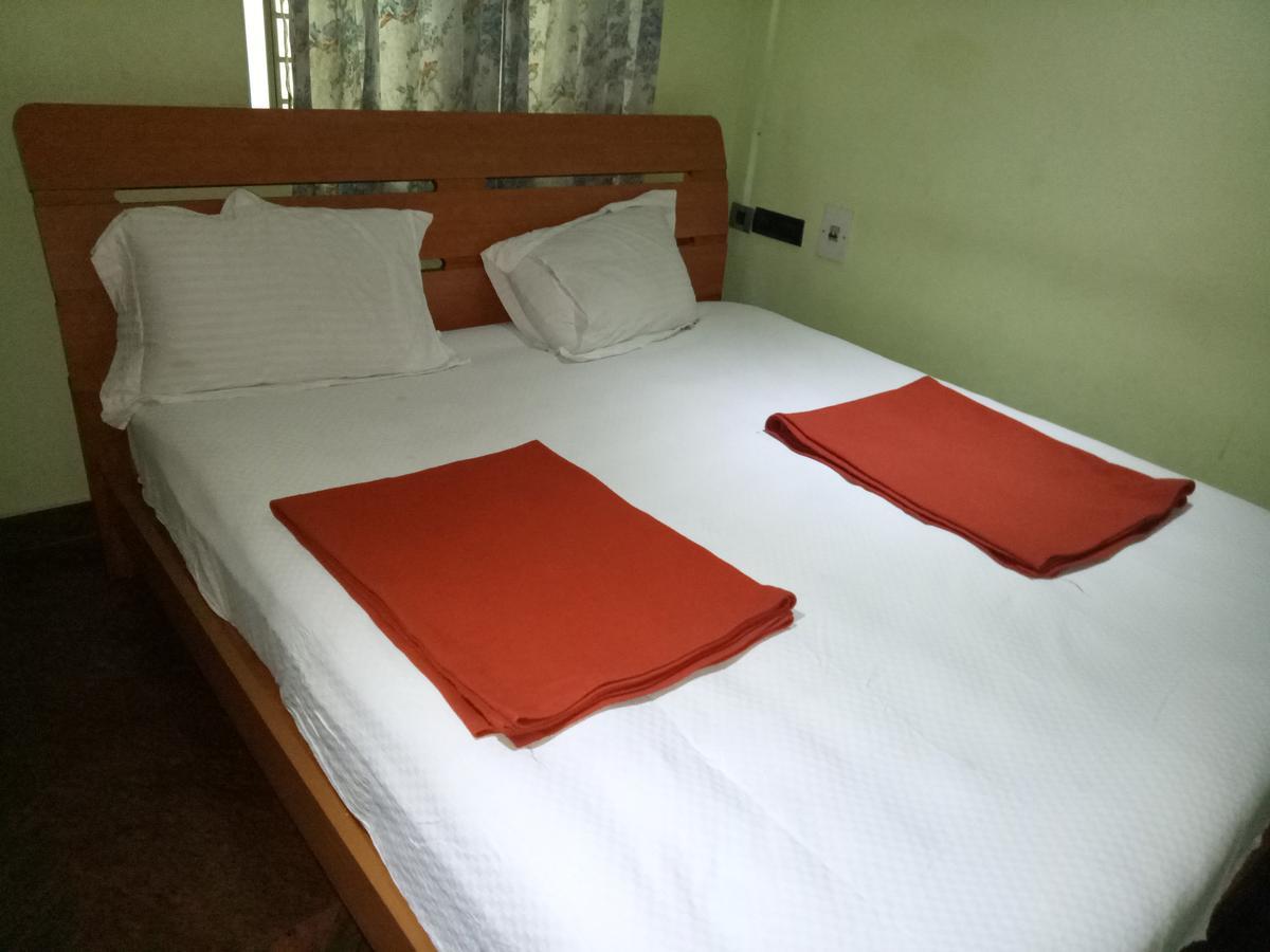 Grand International Hotel Erode Kültér fotó